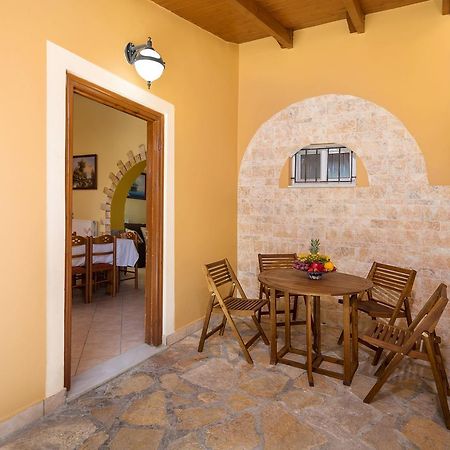 Martha'S House Villa Katastarion Exterior photo